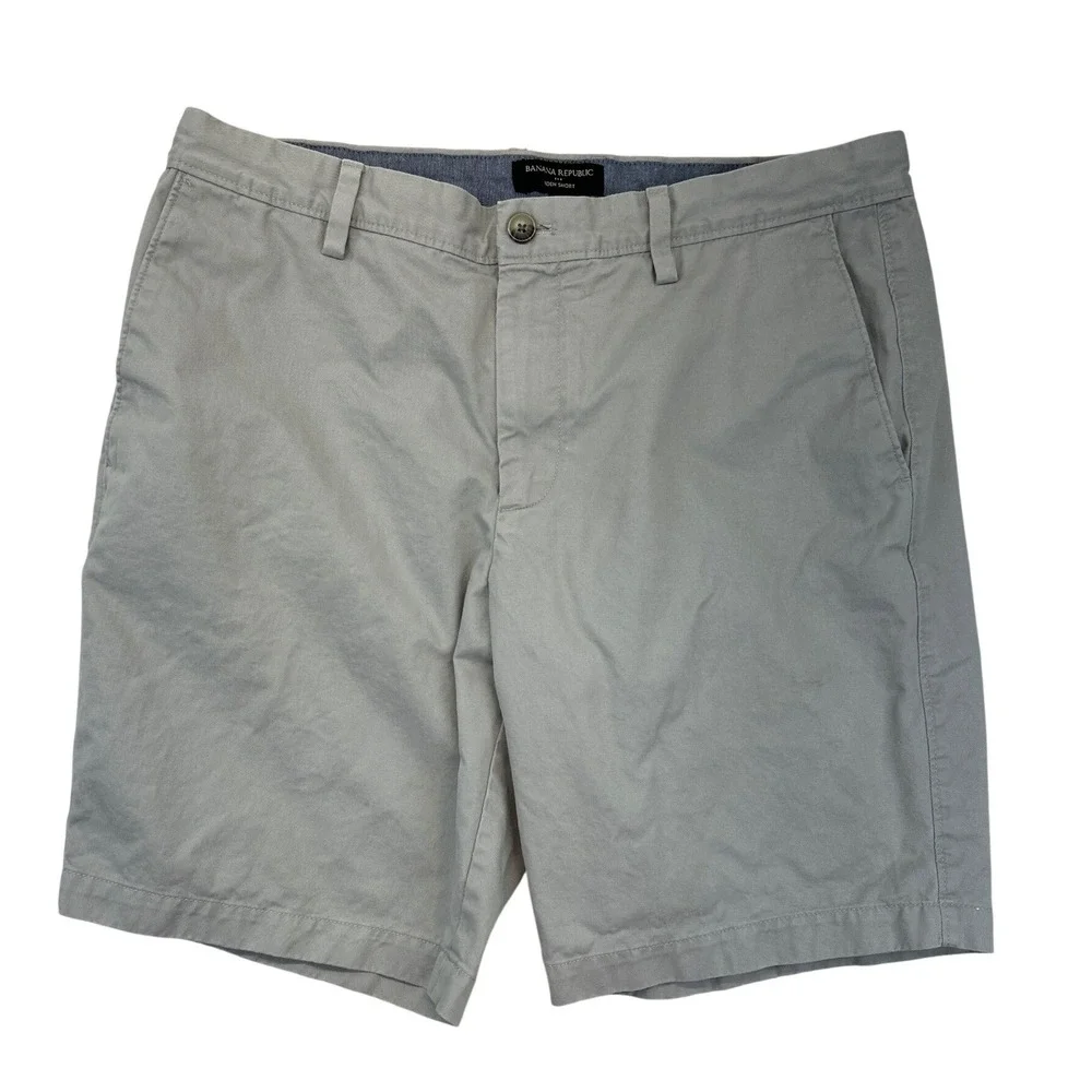 Banana Republic Shorts Mens 35 Gray Aiden Short Chino Cotton Casual‎ Flat Front
